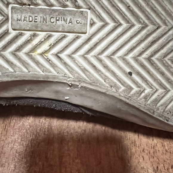 Womens size 8 grey studded Steve Madden high tops. - Picture 3 of 7